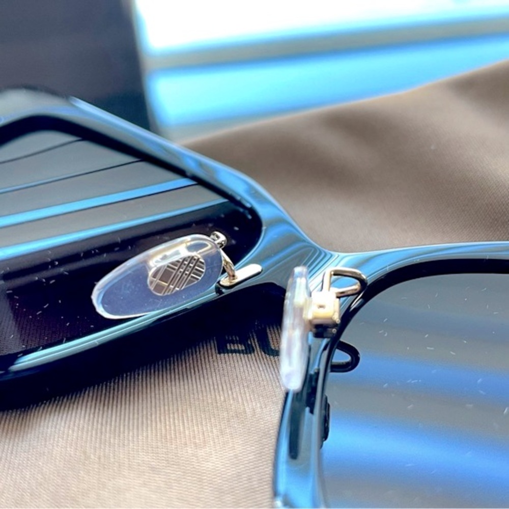 New Burberry Tamsin Sunglasses - Picture 6 of 15